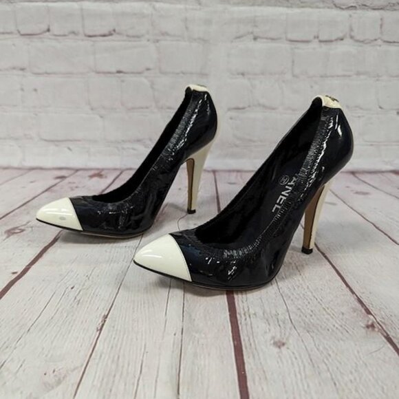 Chanel Scrunch Two Tone Pump sz 36 - Picture 2 of 10